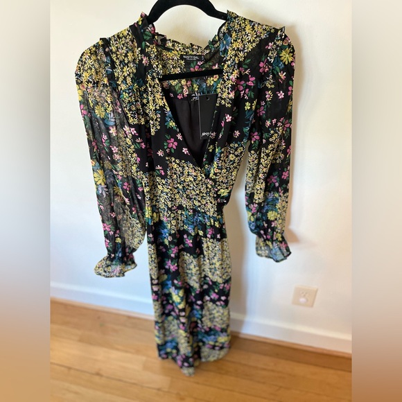 Patchwork Floral Print Wrap Midi Dress - Picture 4 of 4